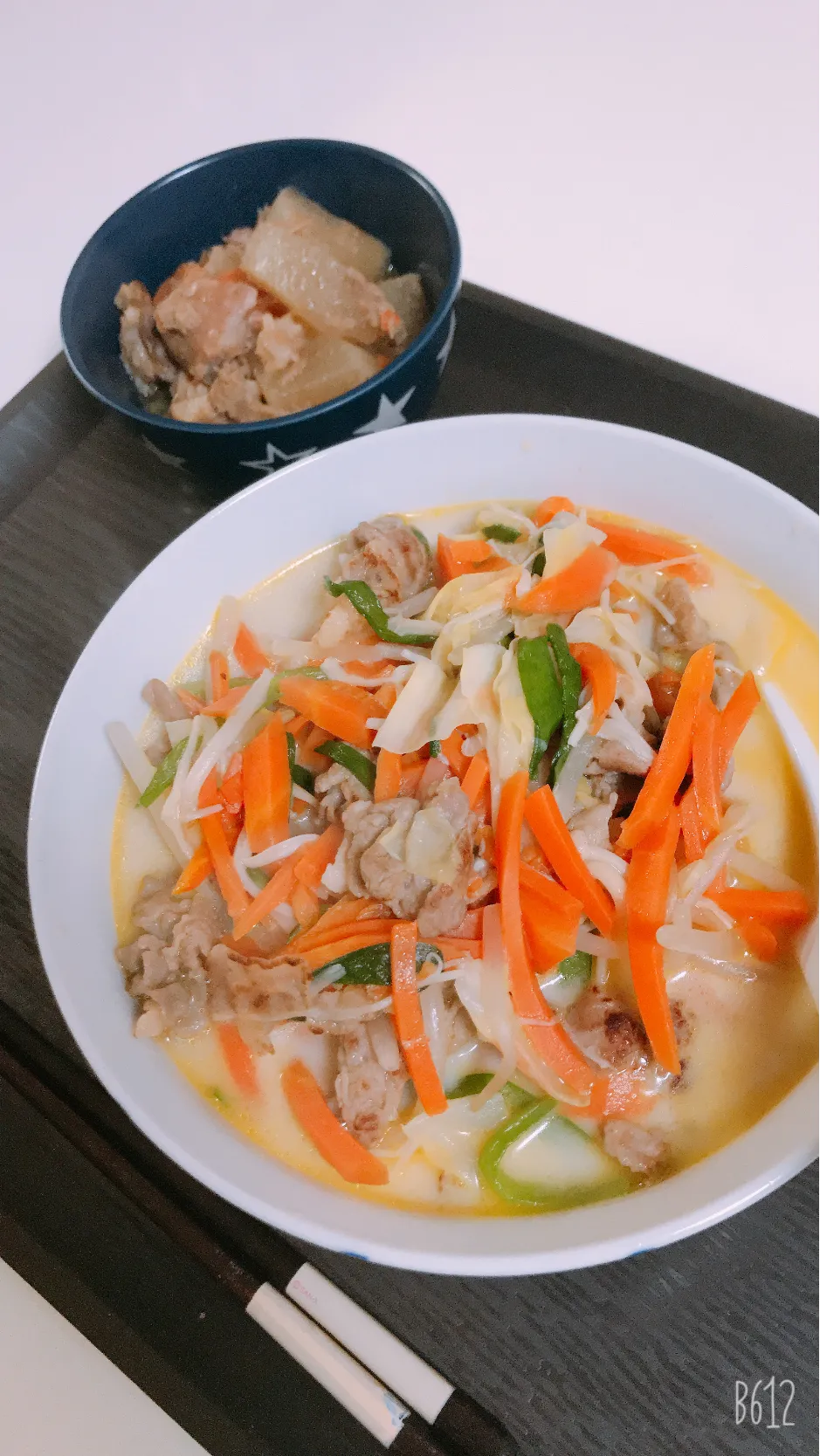 今日の晩御飯😊ちゃんぽんともつ煮込み😌|ゆきさん