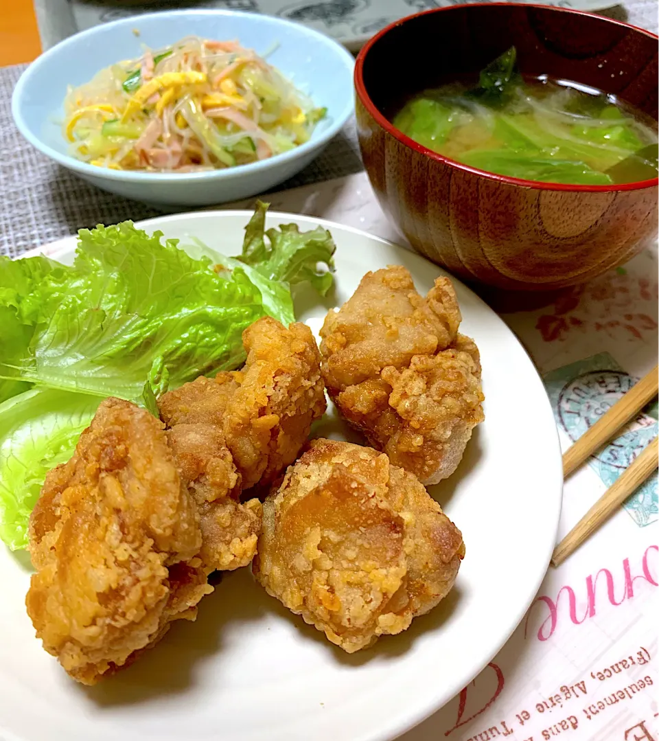 サクッとジューシーなザンギ🍗　　　　　　　　春雨中華サラダ。|ちはるさん