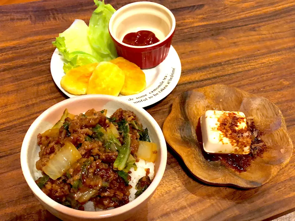 白菜とひき肉のあんかけ丼❁チーズポテト❁豆腐|なんぷぅさん