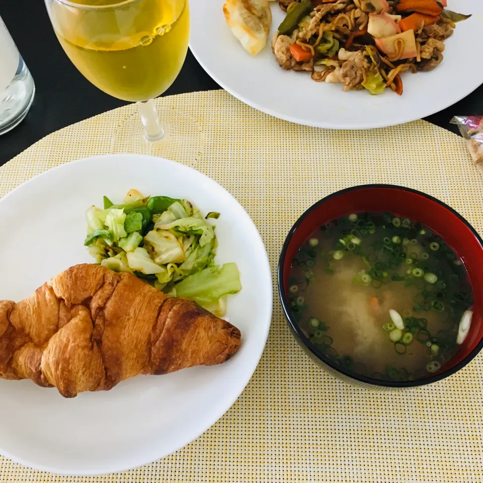 Snapdishの料理写真:朝ごはん🍳|めいこさん