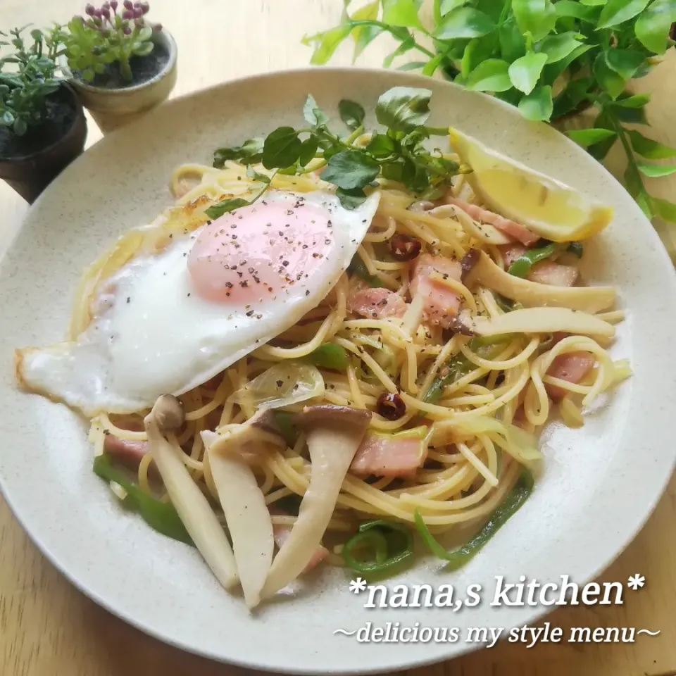 パスタでモチモチ焼きそば風～♥️塩レモン焼きパスタ|今井ななこさん