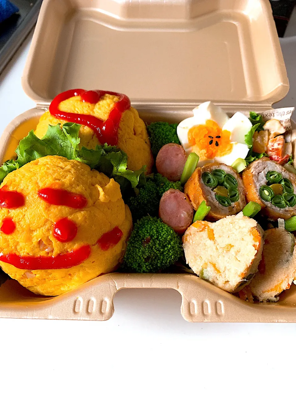 オムライスお弁当🥚♥️|はる❤︎さん