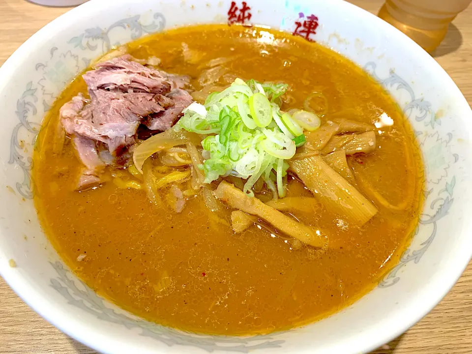 Snapdishの料理写真:札幌ラーメン　純連|pipioujiさん