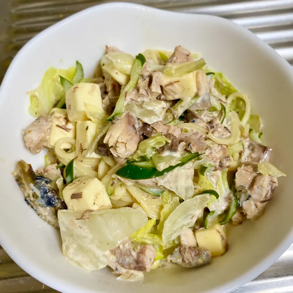 サバ缶とチーズのレタスサラダ🥗|ひめちゃんさん