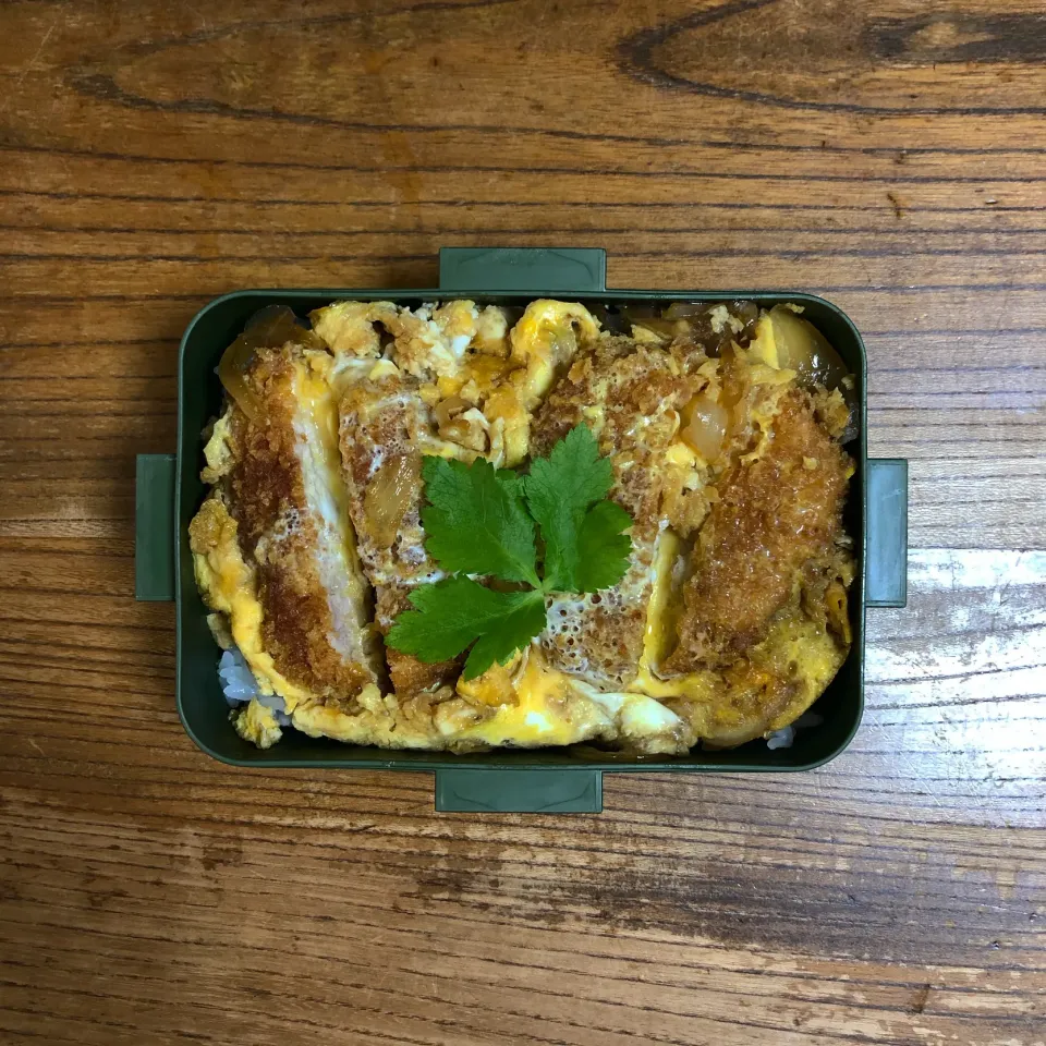 Snapdishの料理写真:#カツ丼弁当|はーさん