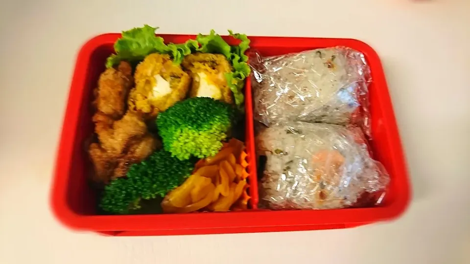 ★今日のお弁当★
☆おにぎり(しゃけ/たらこ)
☆かぼちゃの煮物リメイクコロッケ
☆唐揚げ  ☆ブロッコリー
☆あさりの味噌汁(セブンイレブン)
☆ヨーグルト|☆Chieco☆さん