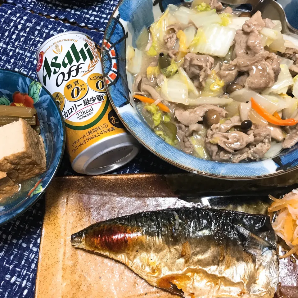 Snapdishの料理写真:白菜と豚肉のあんかけ、サバの塩焼き、厚揚げとふきの煮物、紅白なます柿入り|naoさん