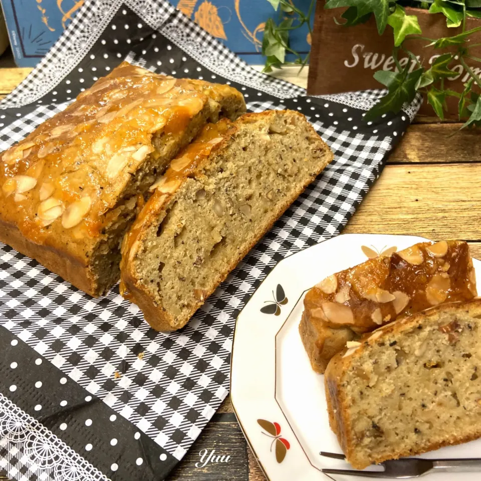 Snapdishの料理写真:かのりさんの料理 ほうじ茶とマロンクリームのスクエアケーキ🍰と機種変〰涙|ゆうさん