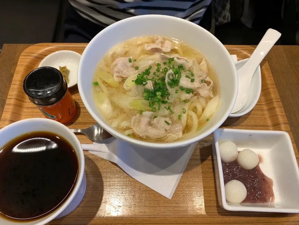 nana’s green teaの豚みぞれの柚子胡椒うどん|Morito Kamiyaさん