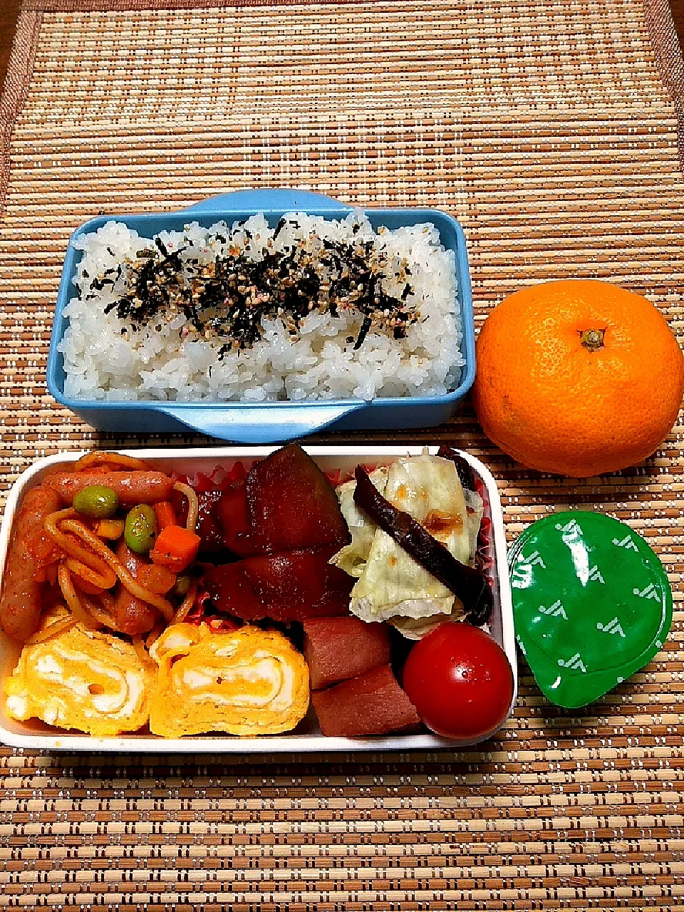 Snapdishの料理写真:娘のお弁当|秀美«シュウビ»さん