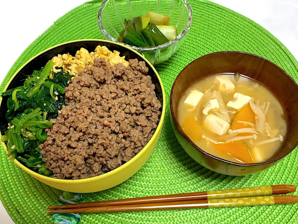 Snapdishの料理写真:三色丼|白さくさん