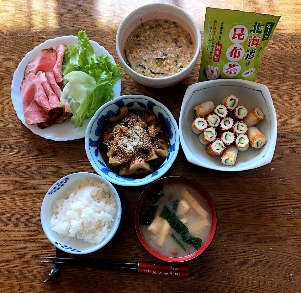 ランチの味噌汁にも 昆布茶をサッと1つまみ|ブンタさん