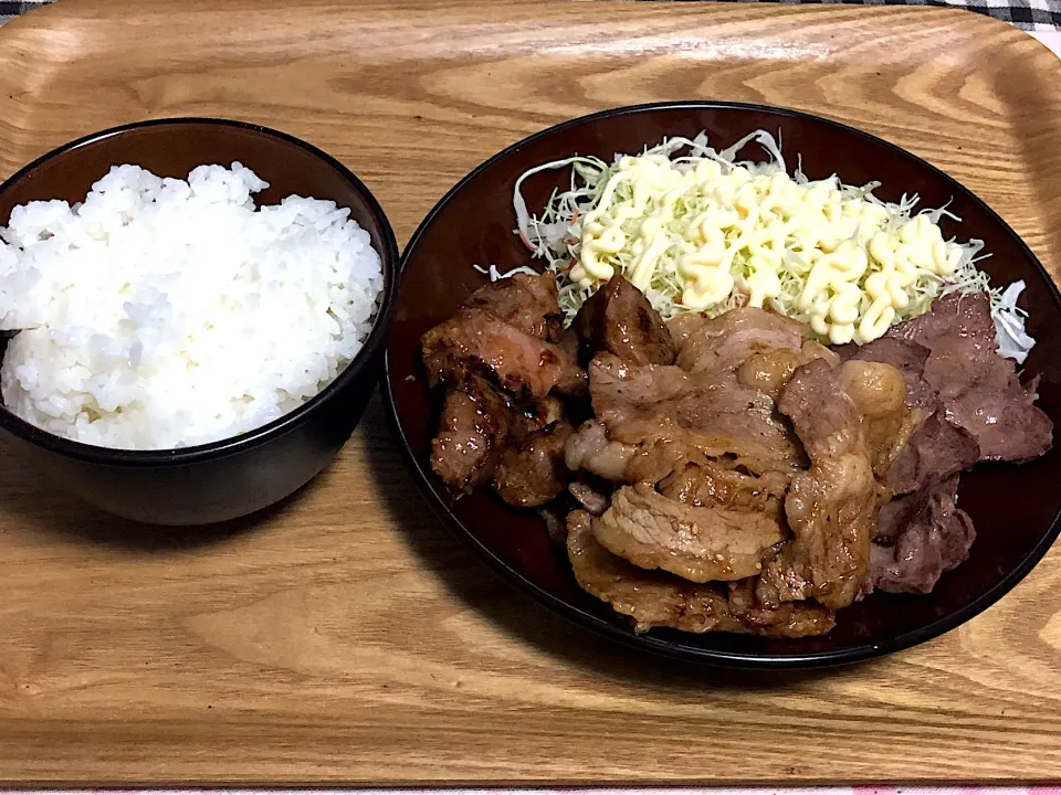 Snapdishの料理写真:今日の夕食　☆焼肉3種盛り|まぁたんさん