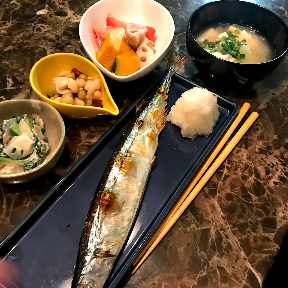 Snapdishの料理写真:サンマさん晩ごはん|りこでりこさん