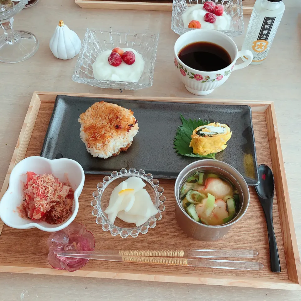 焼きおにぎりの朝ごはん🍙|ゆきんこ♪さん