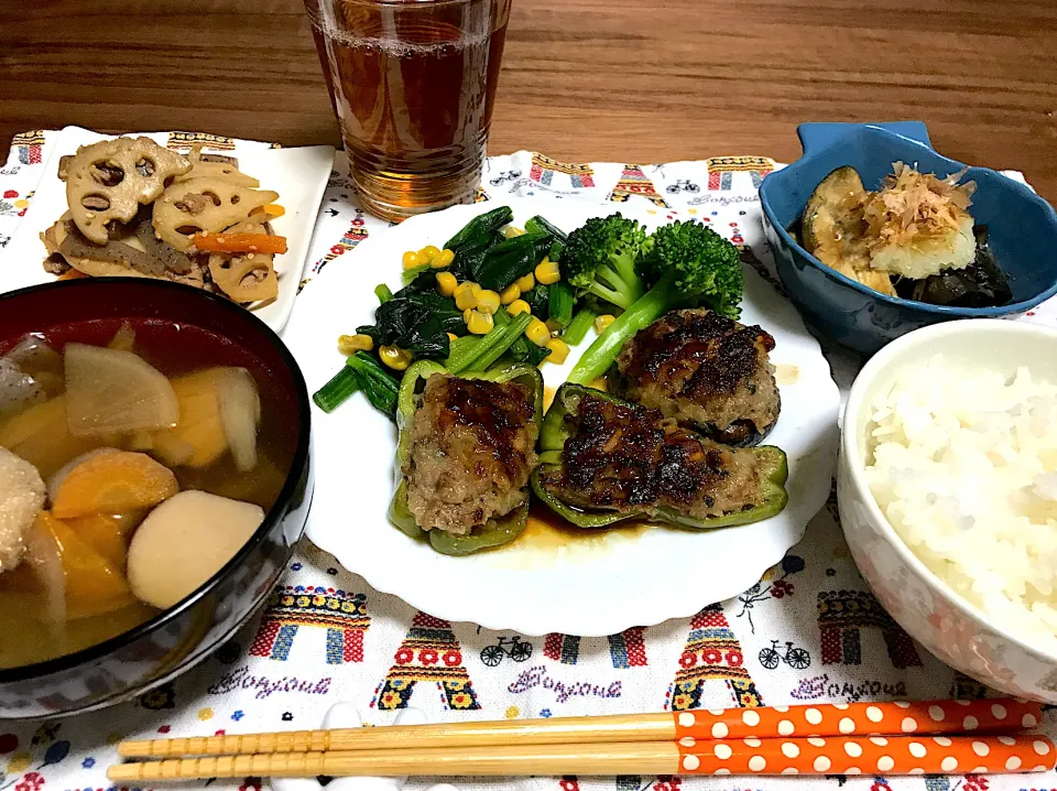 ピーマンの肉詰めと茄子の煮浸しと豚汁ときんぴられんこん|チカさん