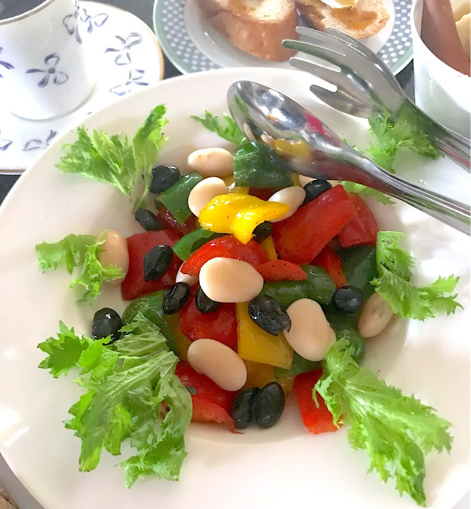 温パプリカサラダ🥗味付けケイジャンスパイス|シュトママさん