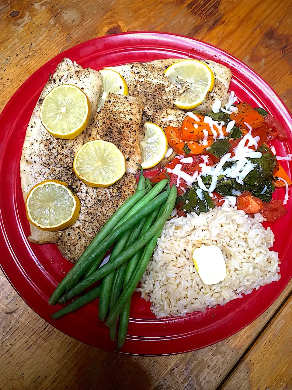 Baked Lemon Pepper Tilapia, Fresh Green Beans, Brown Rice and Kale w/Tomato, Garlic, Lemon Grass and Olive Oil|Michaels Culinary Adventuresさん