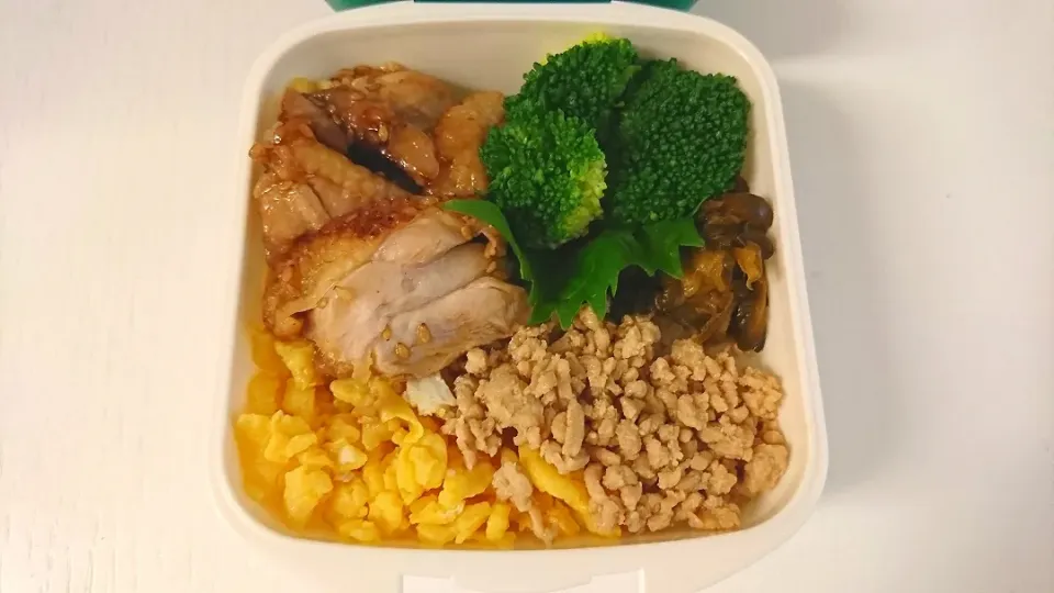 ★今日のお弁当★
☆鶏の照り焼き弁当
☆あさげ
☆ヨーグルト|☆Chieco☆さん