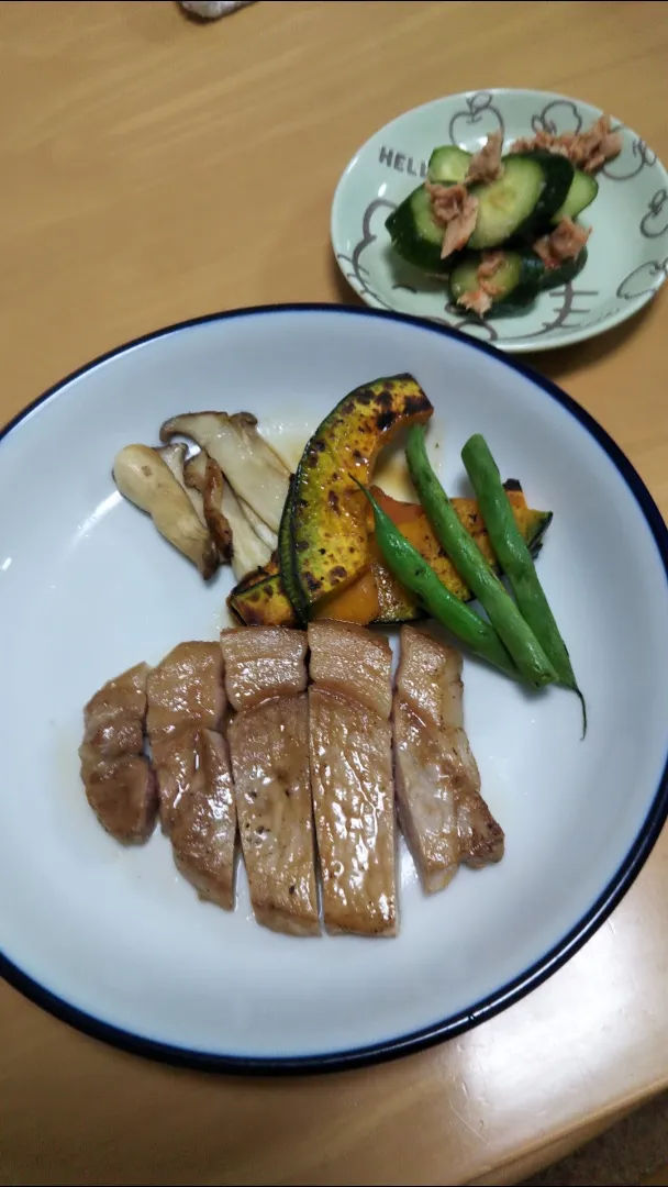 山椒の豚肉焼きときゅうりとツナの豆板醤和え|リーさん