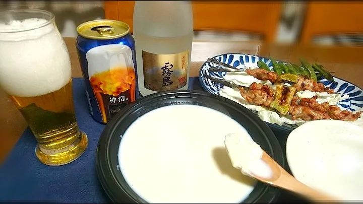 湯葉を食べる湯豆腐✴️
せせり🐔   焼き鳥
 ゆかちゃん愛飲のプレモル神泡🍺|びせんさん