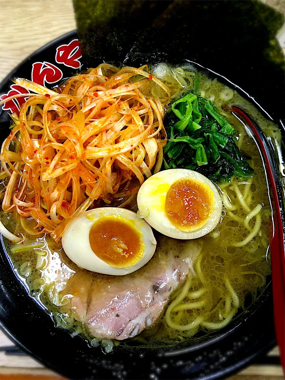 Snapdishの料理写真:辛ネギ味玉ラーメン|うみんちゅさん