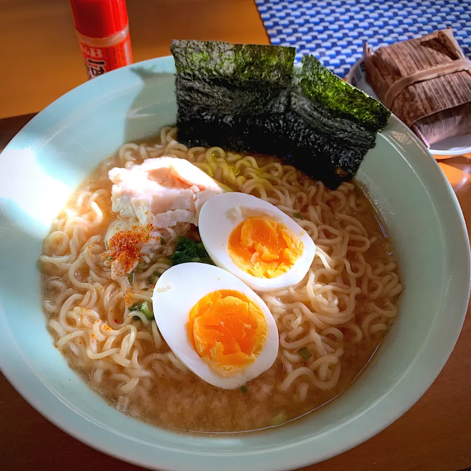 サッポロ一番信州味噌ラーメン|masaumeさん