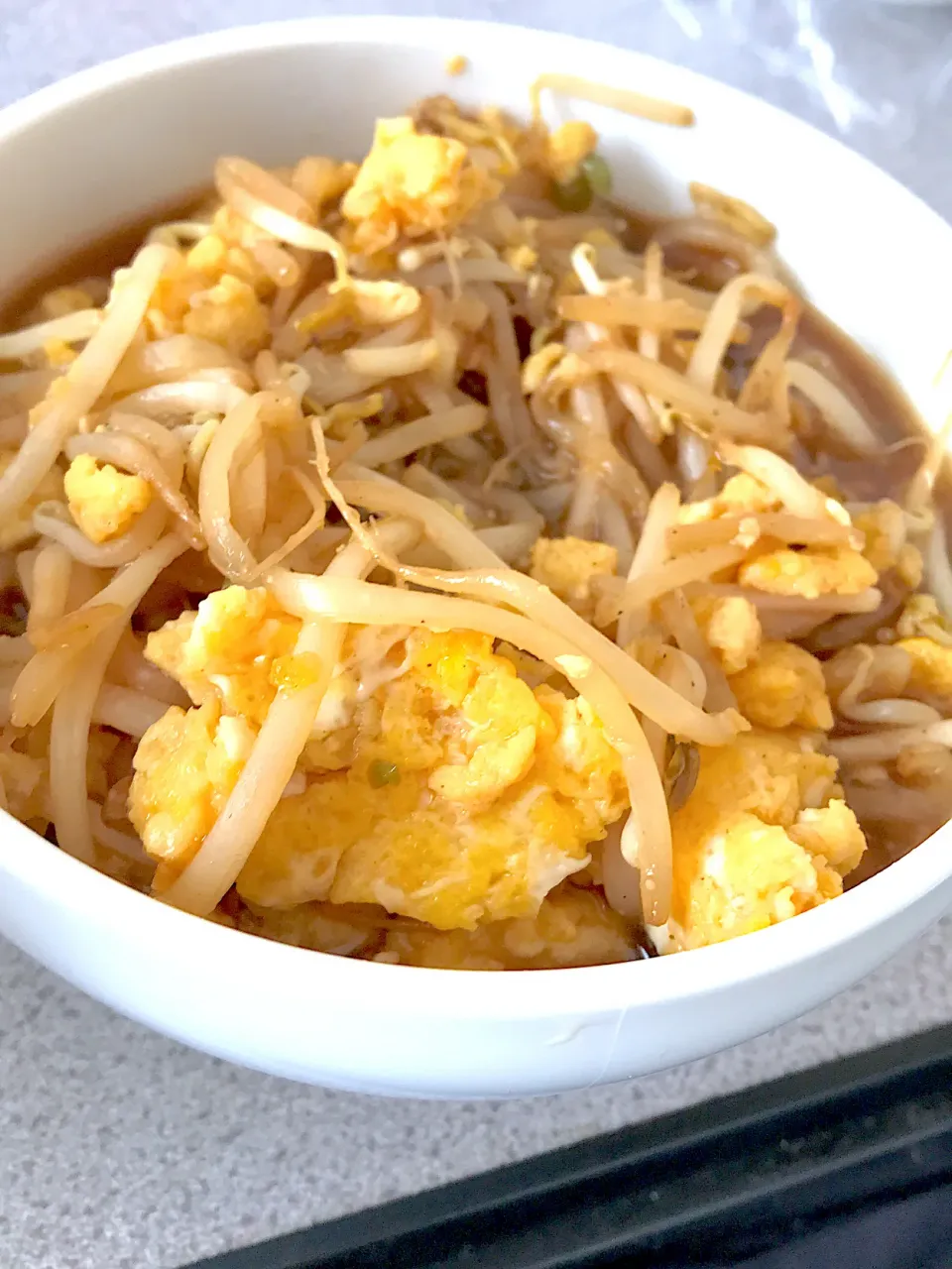 卵もやし炒め〜焼肉のタレ風味|れくしーさん