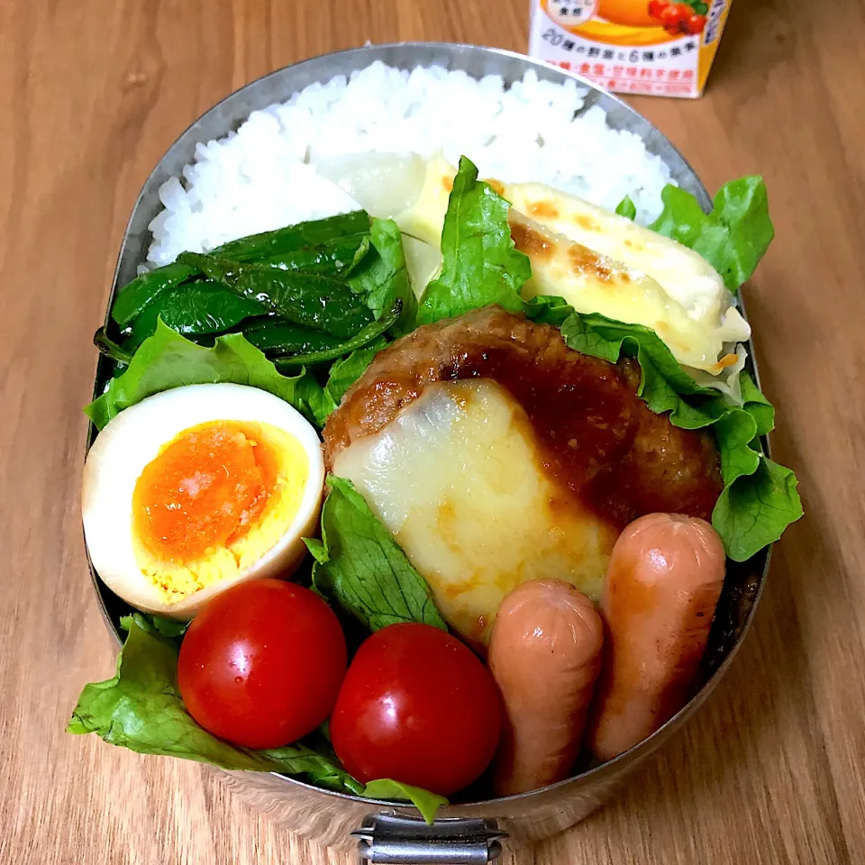 Snapdishの料理写真:高3男子のお弁当　ハンバーグ|チャコさん