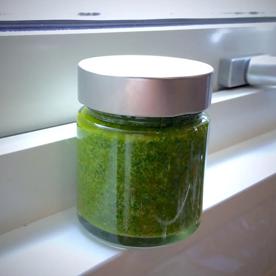 Snapdishの料理写真:庭のバジルで、わが家流Pesto Genovese|Rarikoさん