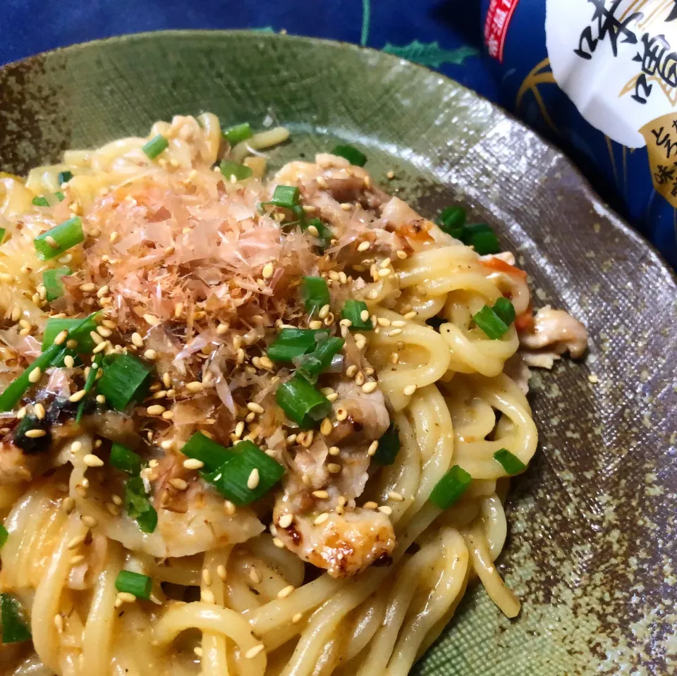 Snapdishの料理写真:あごだし味噌で焼きうどん|Cuisineさん