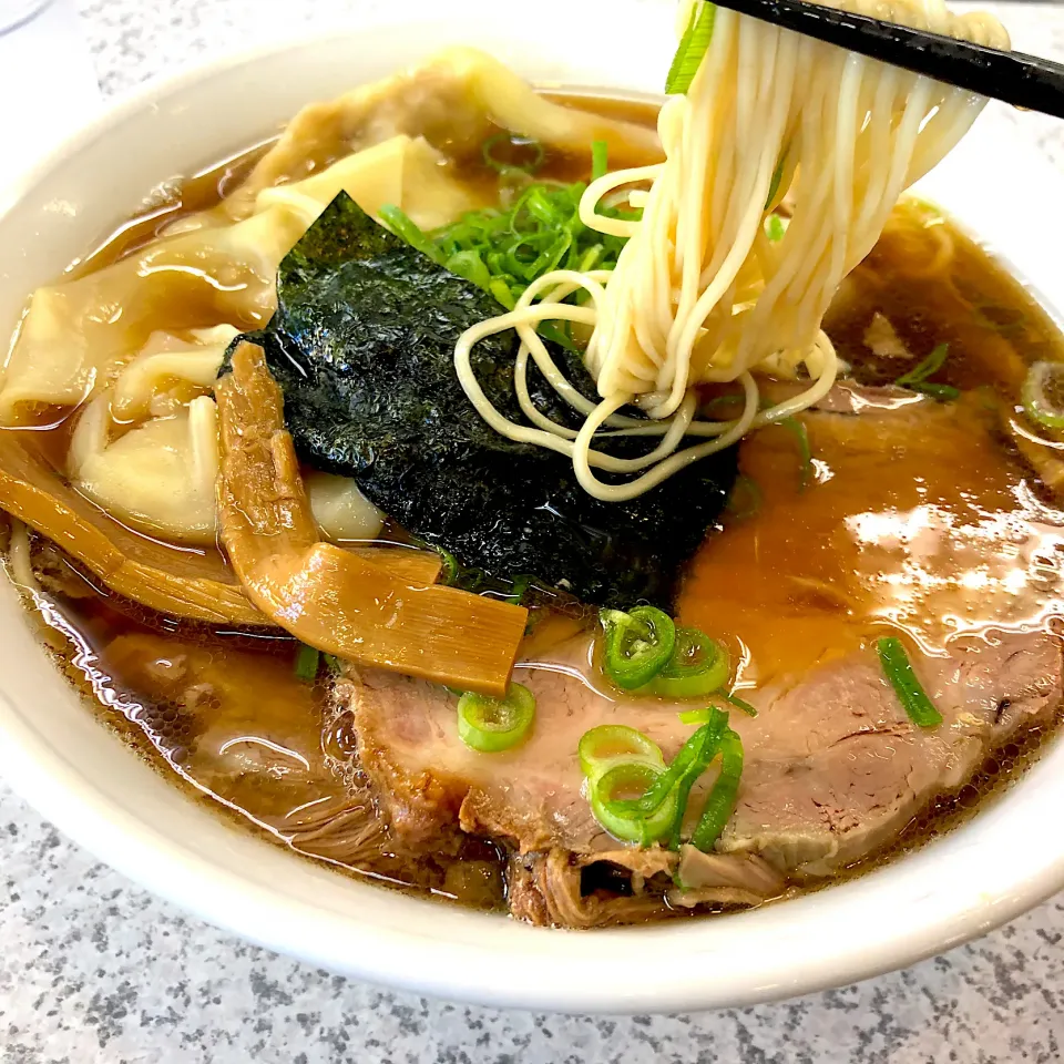 Snapdishの料理写真:チャーシューワンタン麺|Noriyuki Saitoさん