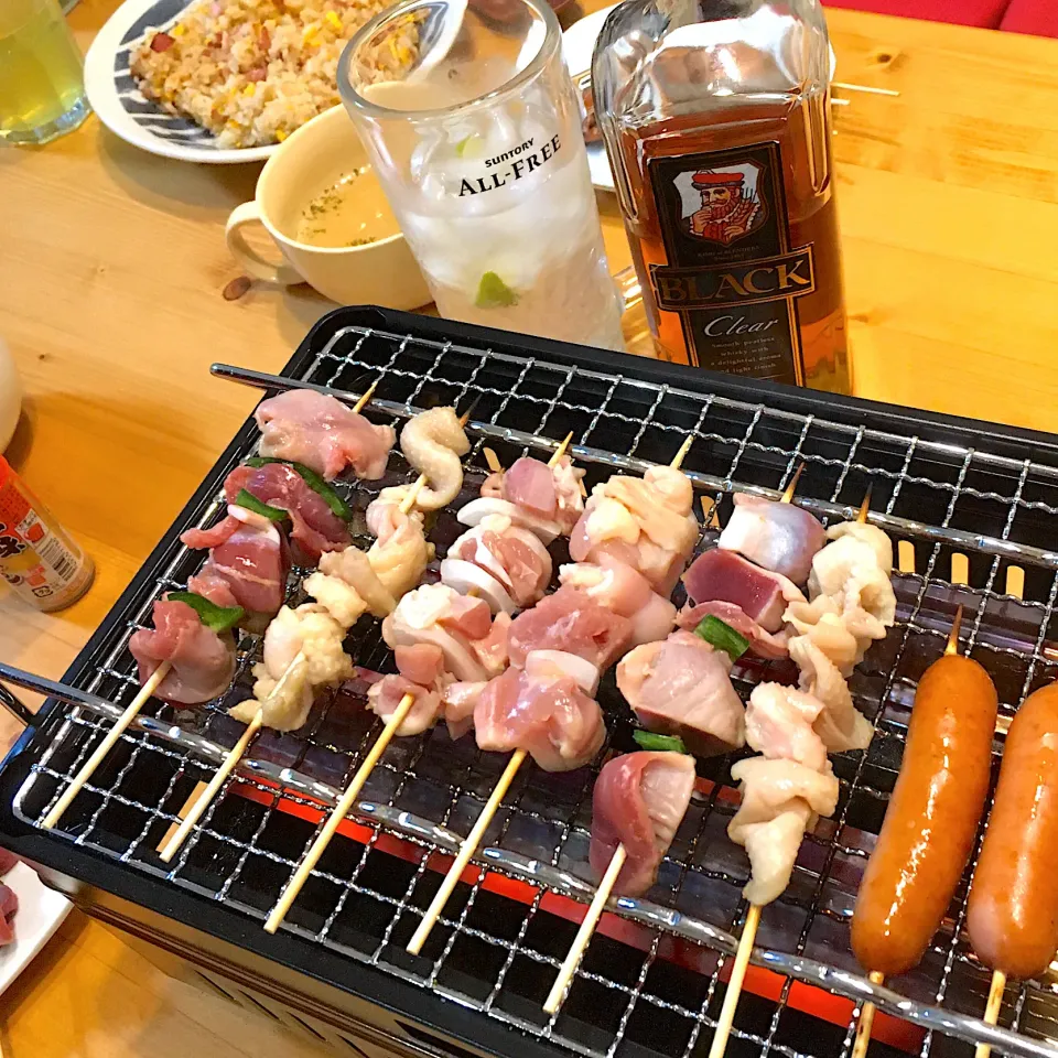 Snapdishの料理写真:お家焼鳥で晩酌|Kouji  Kobayashiさん