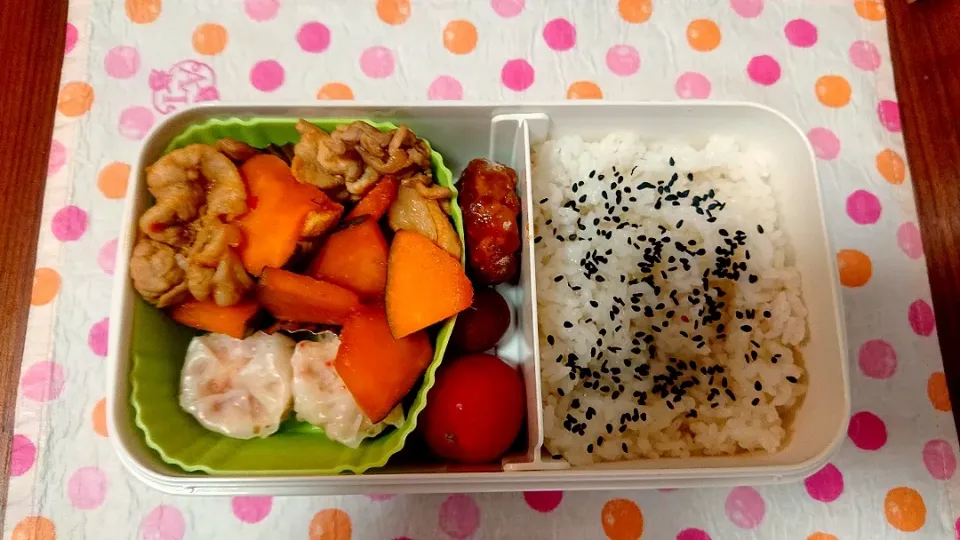 カボチャと豚肉の甘辛炒め❤️旦那さんお弁当🎵😊|かおるcitronさん