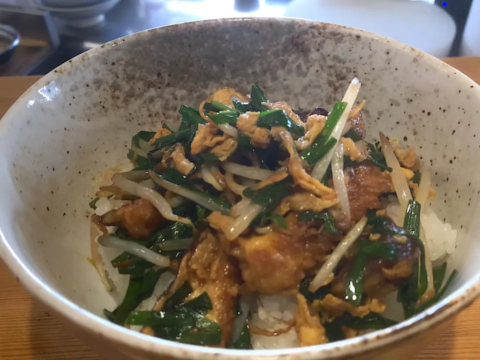 今日の賄いは，宮崎産原木椎茸と無農薬ニラ玉子丼|bontaさん