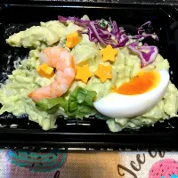 お惣菜、アボカド🥑サラダ|sayuさん