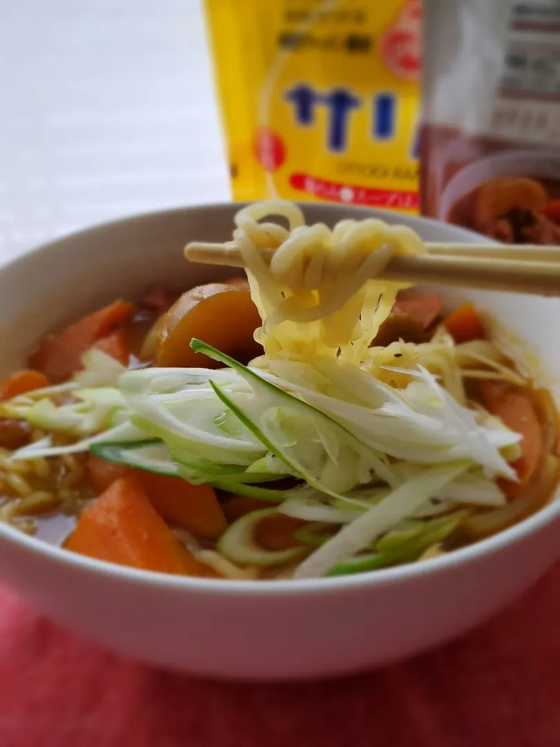 Snapdishの料理写真:カレーラーメン🍜|みるくここあさん