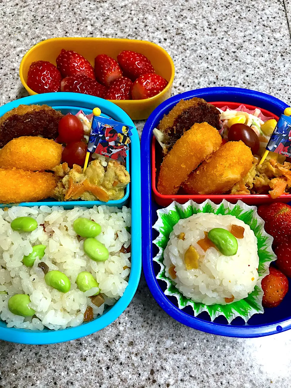 Snapdishの料理写真:デザートは初もの🍓いちご🍓弁当|えみさん