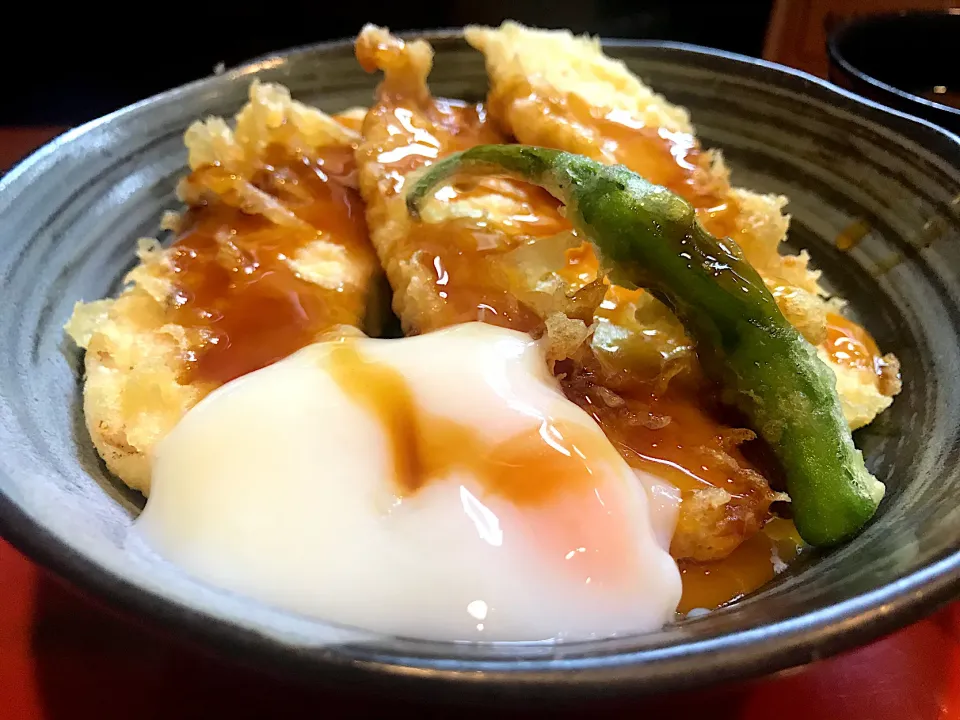 厚切りとり天丼　半熟卵のせ|なお🅿️さん