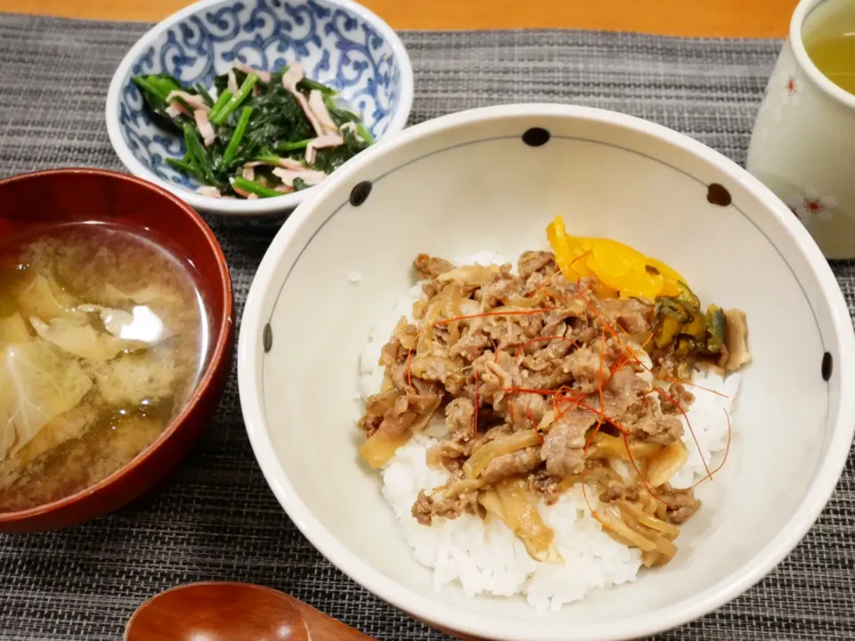 19/11/14 夕飯♪ 牛丼|ikukoさん