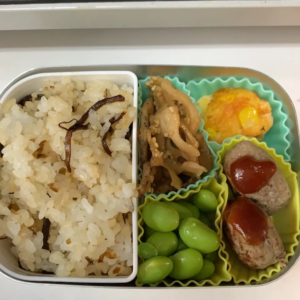 Snapdishの料理写真:幼稚園弁当|みいいいいいいやんさん