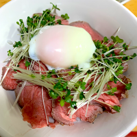 ローストビーフ丼
