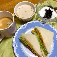 Snapdishの料理写真:サンドイッチ|ひろりんさん