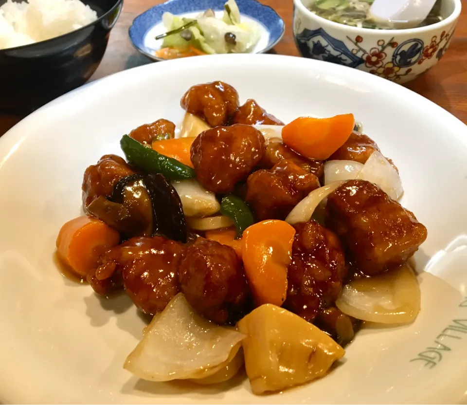 晩ごはん⭐️⭐️⭐️                                            本日の賄いは、私だけのスペシャル酢豚定食(^🐽^)|ぽんたさん