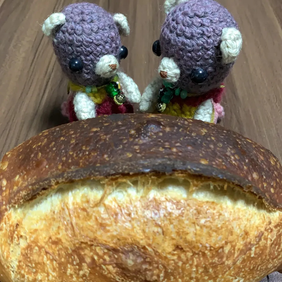 Snapdishの料理写真:ぷっくらパン焼きたて( ・∇・)|chagashiさん