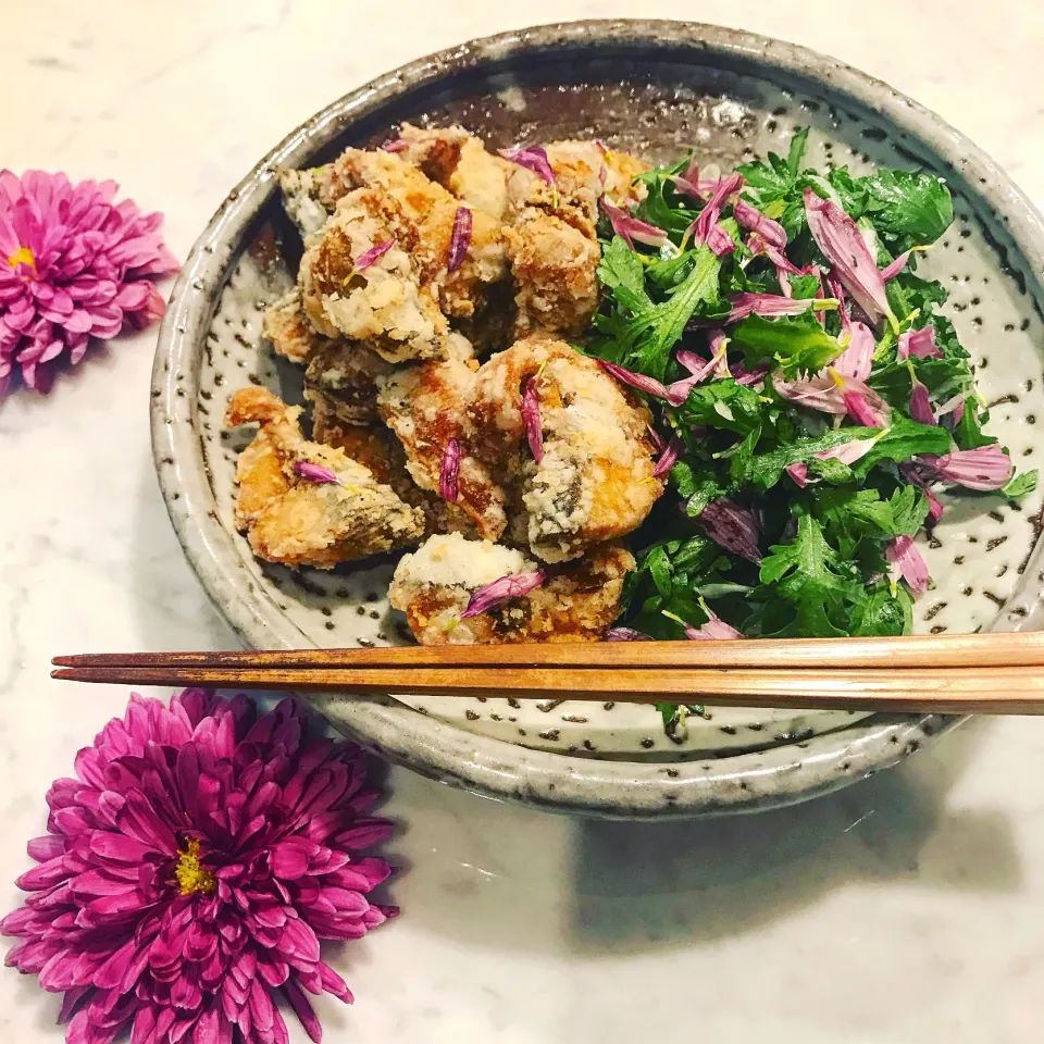 鯖の竜田揚げ、春菊と菊のサラダ|Laraさん