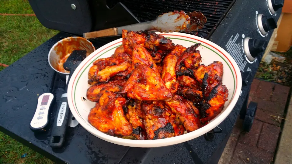 BBQ CHICKEN WINGS 👍👍|Frank Ortizさん