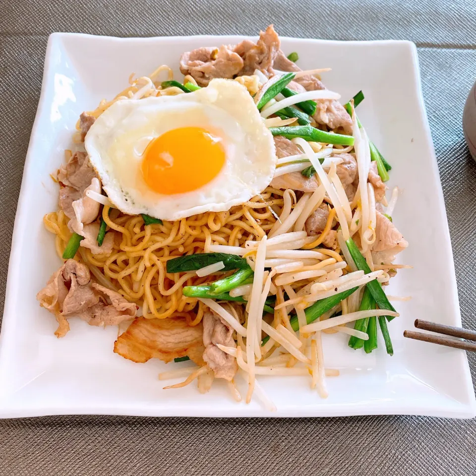 焦がしカキ醤油の焼きそば(*˙︶˙*)ﾉﾞお昼ご飯|サチャンさん