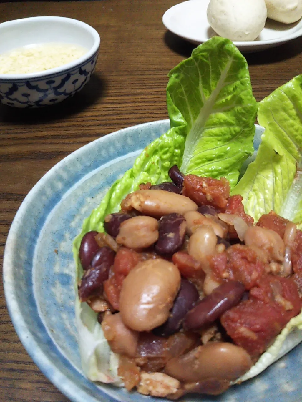 Snapdishの料理写真:ミックスビーンズでチリコンカン   

チーズスープを添えて😋🍴💕|satotoさん