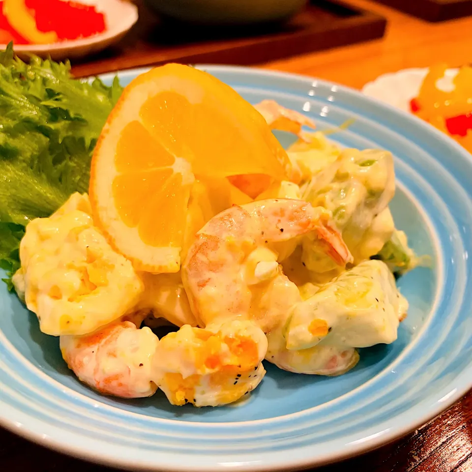 海老アボカドサラダ🥗|いちごさん